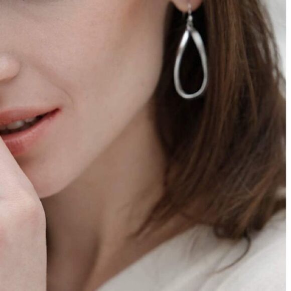 NEW Sterling Silver oval twist Hoop Earrings - Picture 4 of 6